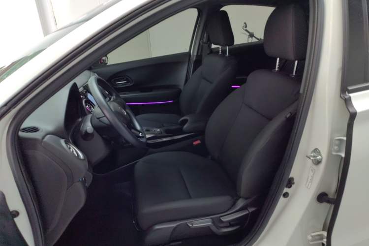 Used Honda XR-V 2021 220TURBO CVT Comfort Version Left Front Seat