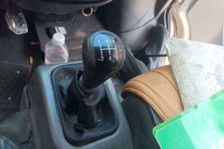 Used Wuling Zhiguang 2015 1.2L S Practical Model LSI Gear Lever