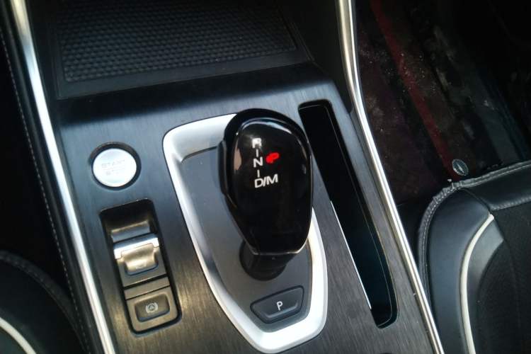 Used Haval H6 2023 National Trend Edition 1.5T Automatic Urban Version Gear Lever