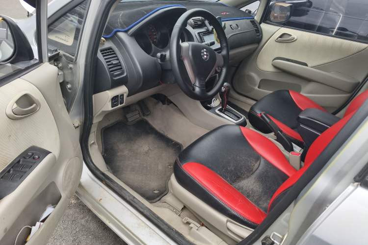 Used Everus S1 2014 1.3L Automatic Comfort Edition