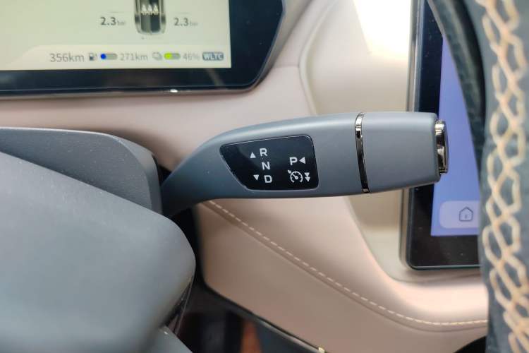 Used Deepal SL03 2022 1.5L 1200 Extended-Range Version Gear Lever