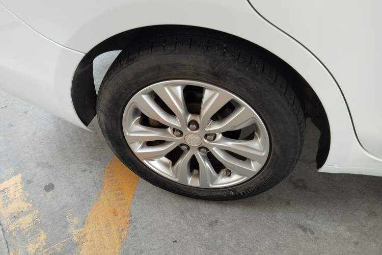 Used Buick GT 2019 15T Dual-Clutch Connected Elite Model China VI
