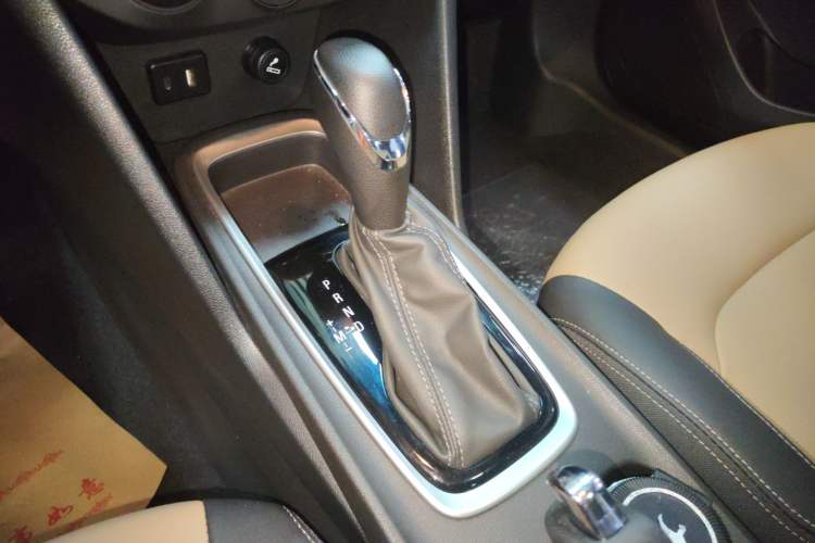 Used Chevrolet Monza 2021 320 Automatic Enjoyment Sunroof Edition
