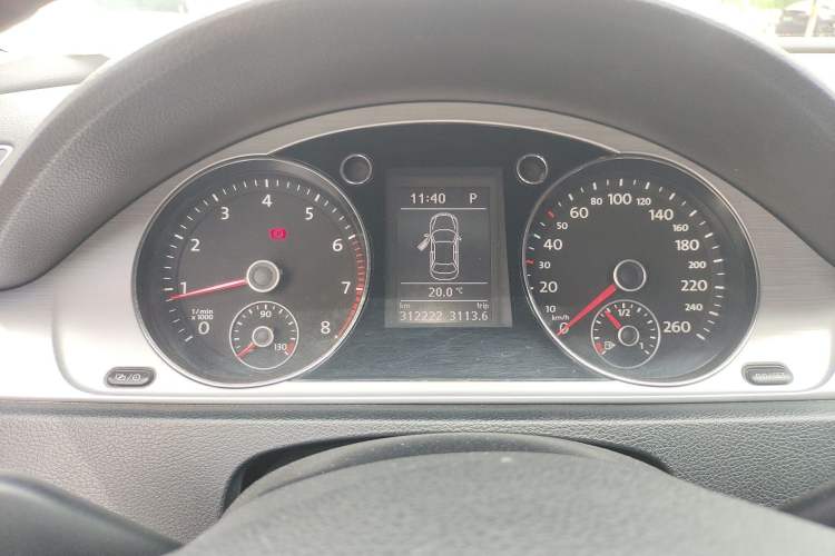 Used Volkswagen Magotan 2013 1.8TSI Premier Model Instrument Cluster