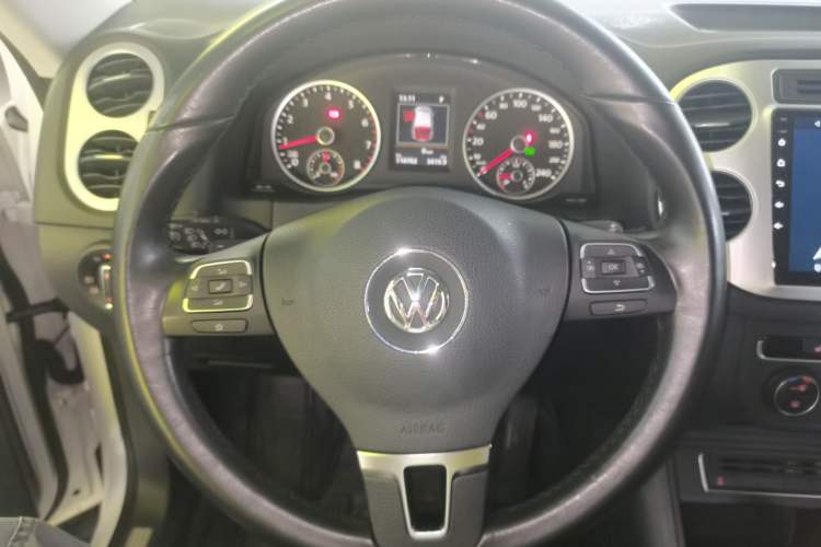 Used Volkswagen Tiguan 2015 1.8TSI Automatic Two-Wheel Drive Luxury Model