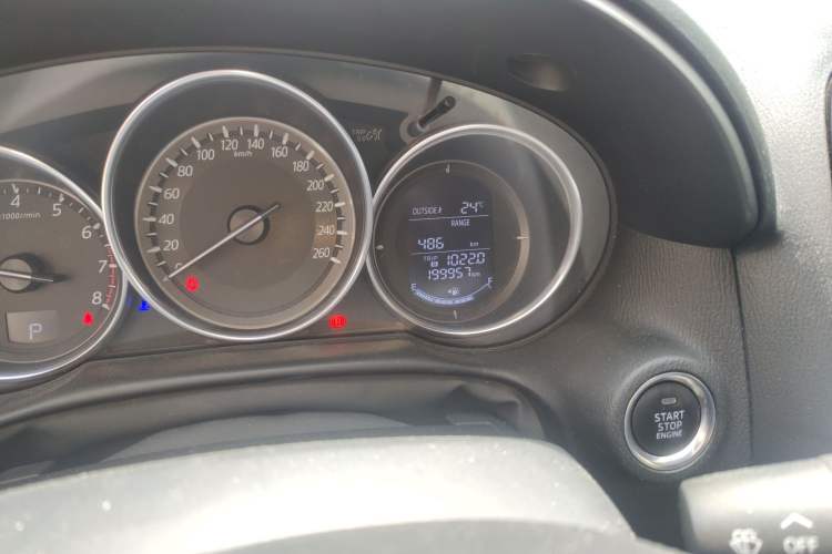 Used Mazda CX-5 2015 2.0L Automatic Two-Wheel Drive Urban Version Odometer Close Up