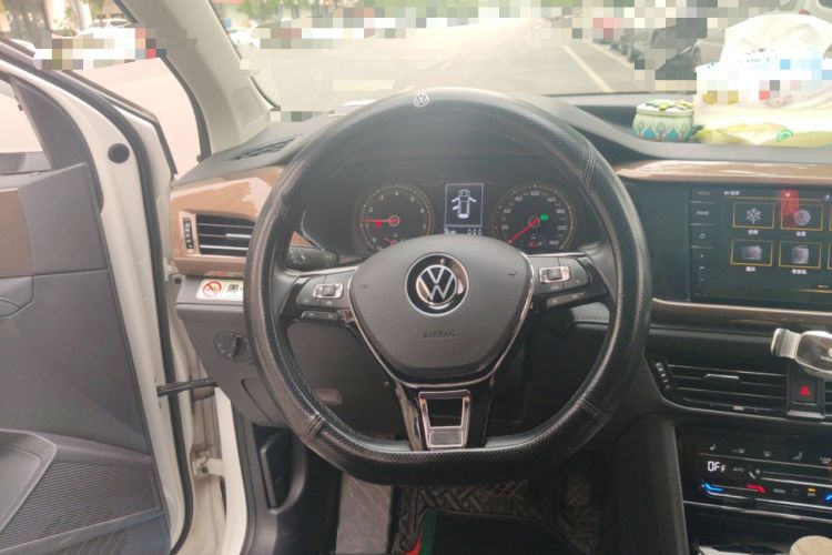 Used Volkswagen Tharu 2021 280TSI Two-Wheel-Drive Luxury Plus Edition