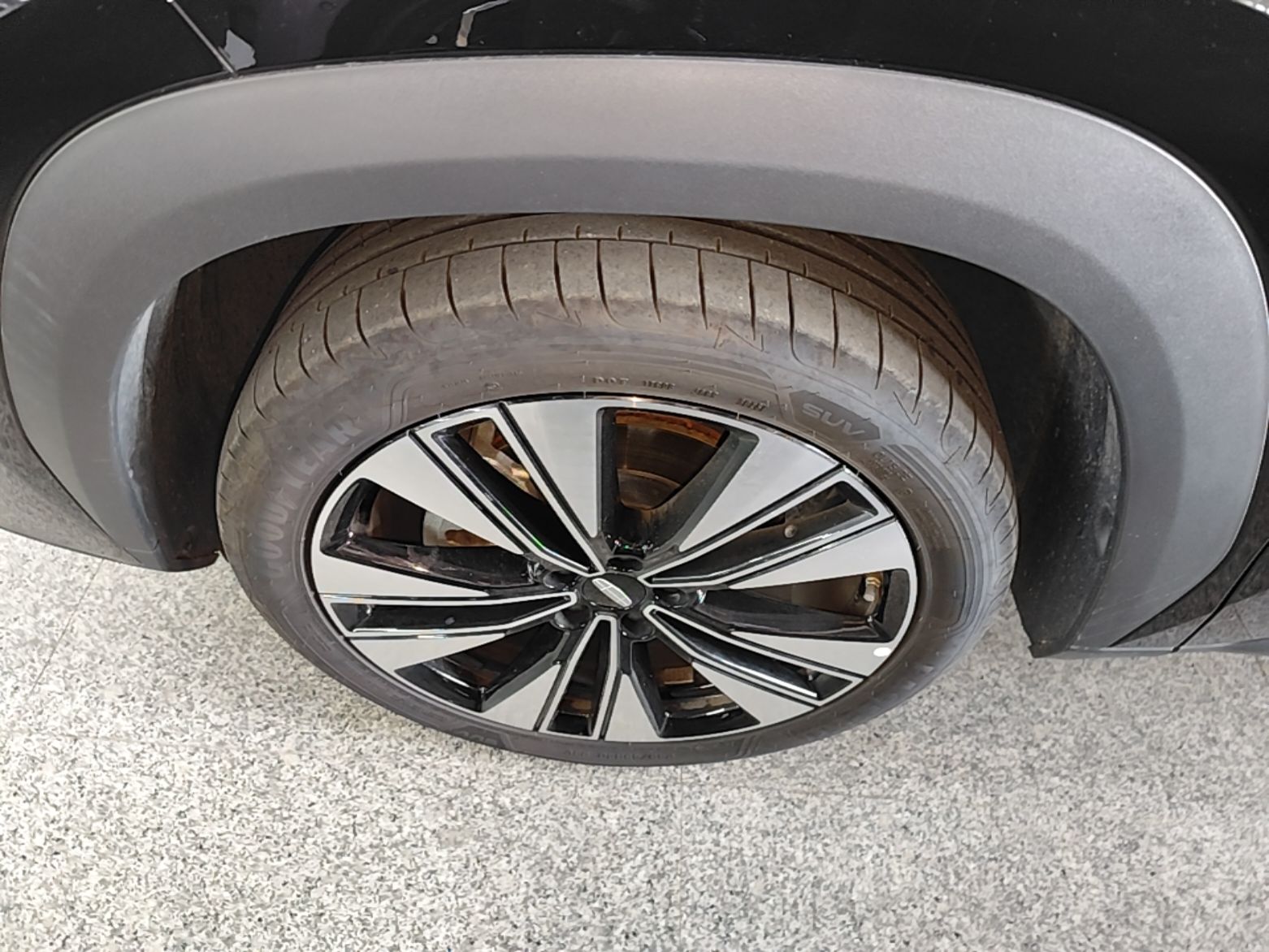 Geely Auto FX11 2025 4th Generation 1.5TD DCT Jinxiu — снимка 10