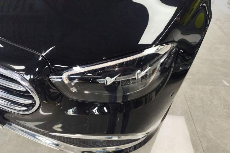 Used Mercedes-Benz E-Class 2022 Second Facelift E 300 L Luxury Edition
