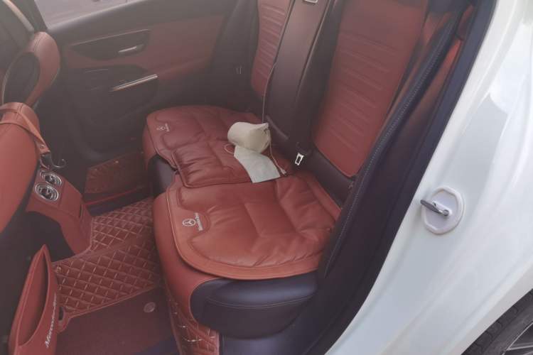 Used Mercedes-Benz C-Class 2022 Restyled C 260 L Sport Edition Left Rear Seat