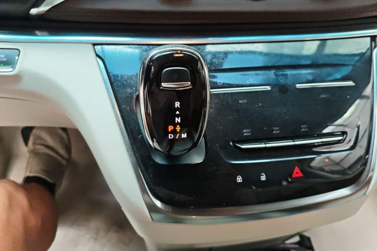 Used Buick GL8 2023 Land Executive Class Smart Enjoyment Model Gear Lever