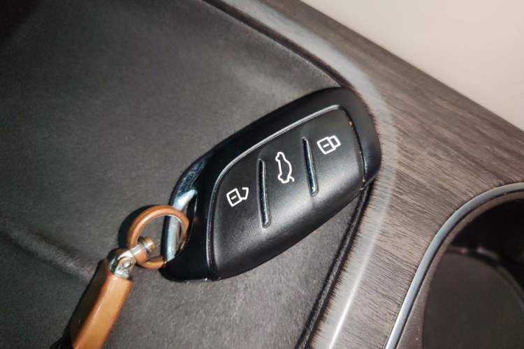 Used Roewe D7 2023 EV 510km Rear-Drive Excellence Edition Vehicle Key