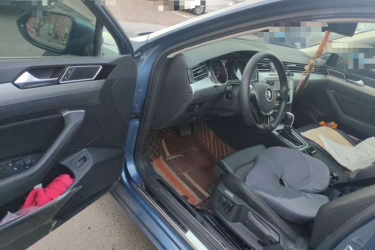 Used Volkswagen Variant 2018 380TSI Two-Wheel Drive Comfort Edition Driver Seat