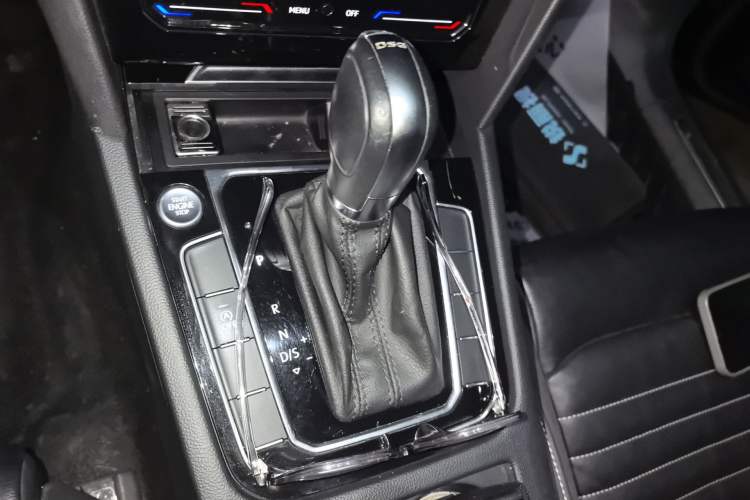 Used Volkswagen Magotan 2020 330TSI DSG Leading Model
