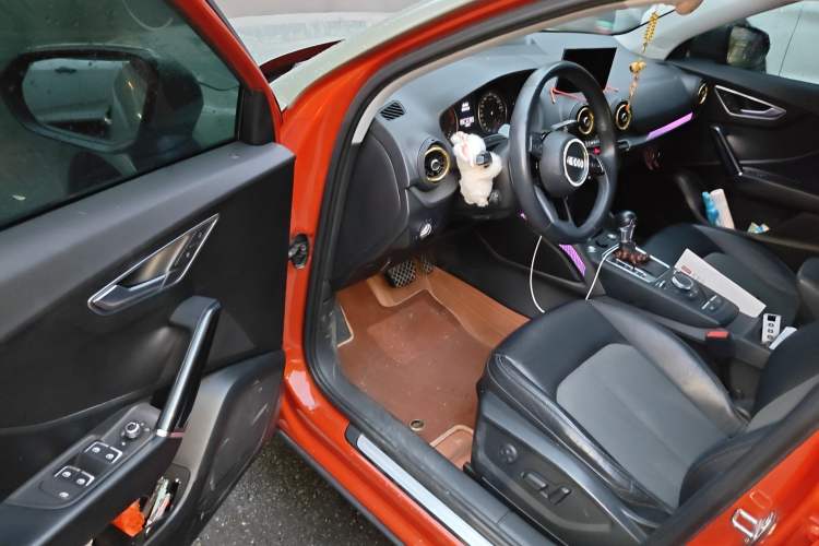 Used Audi Q2L 2021 35 TFSI Fashionable and Elegant Model Driver Seat