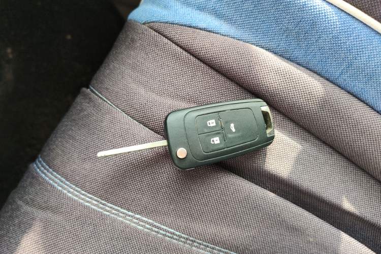 Used Chevrolet Cruze 2015 1.5L Classic SL MT Vehicle Key