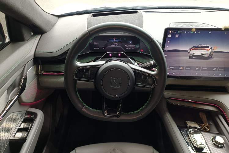 Used Zeekr 001 2023 WE Edition 86 kWh Steering Wheel