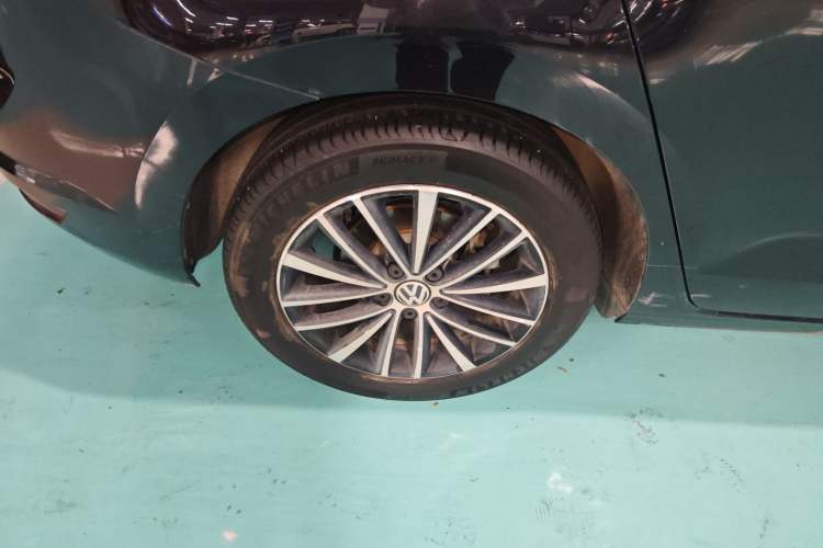 Used Volkswagen Touran 2018 Volkswagen Touran L 280TSI DSG Comfort Edition 7 Seats China VI Standard
