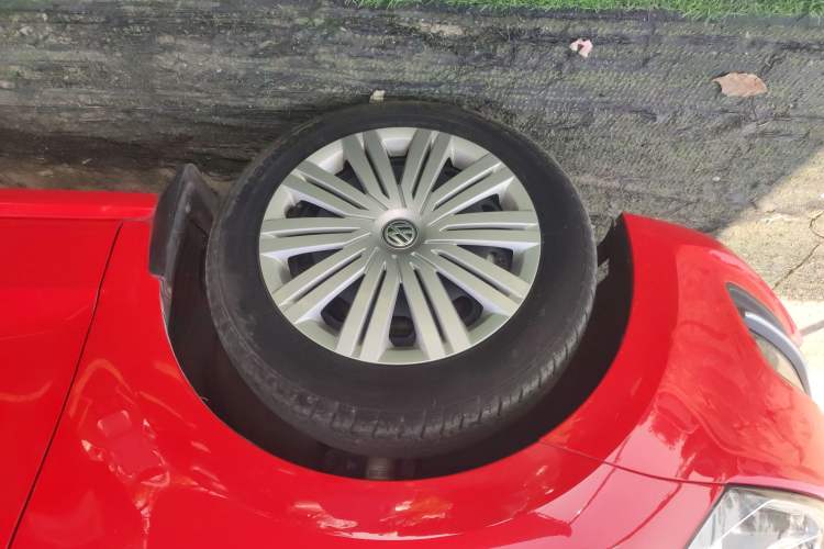 Used Volkswagen Polo 2016 1.6L Automatic Comfort Model
