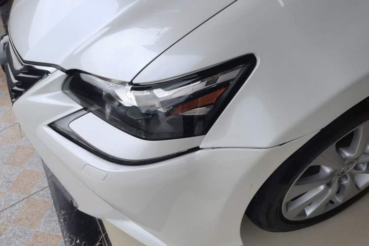 Used Lexus GS 2016 200T Leading Edition
