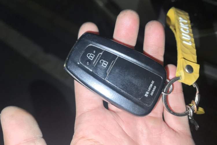 Used Toyota C-HR 2020 2.0L Leading Edition Interior 1