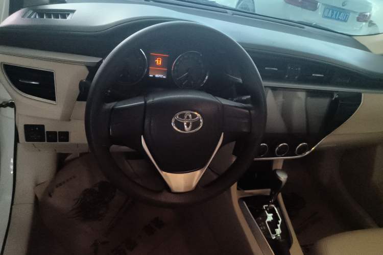 Used Toyota Corolla 2014 1.6L CVT GL-i
