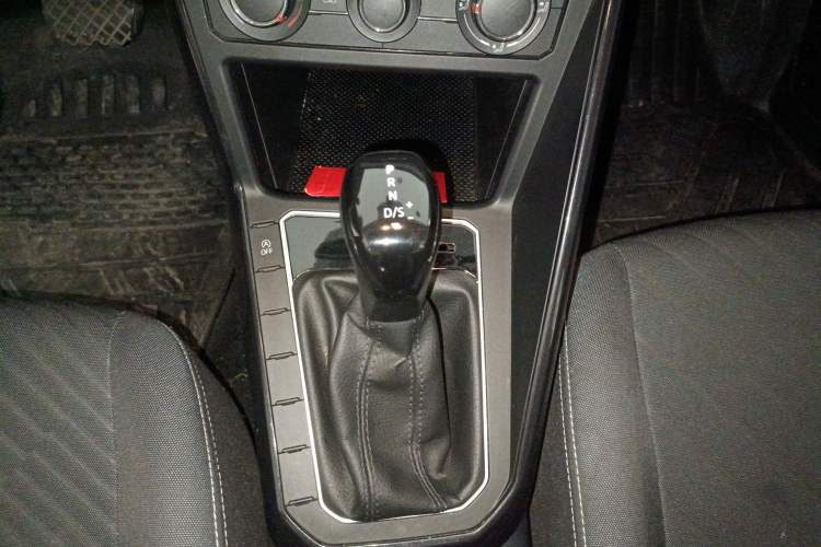 Used Volkswagen Lavida 2023 New Rui 1.5L Automatic New Yi Edition
