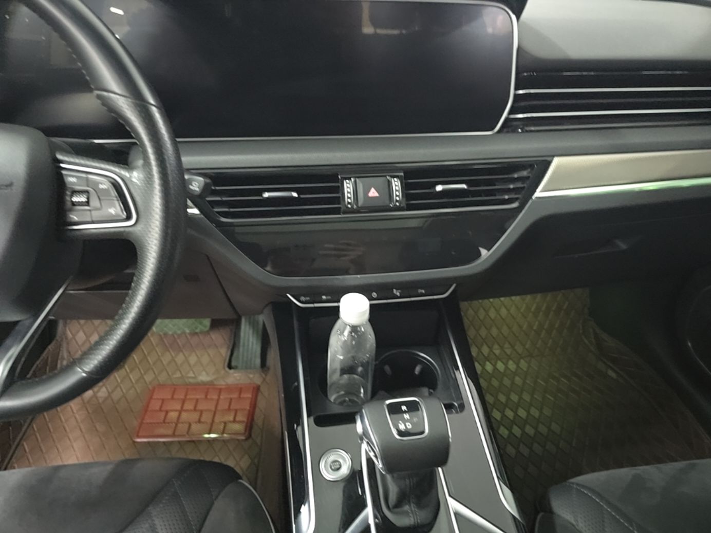Hongqi HS5 2022 2.0T Smart Connect Flagship All-Wheel Drive LeGou Edition — снимка 15