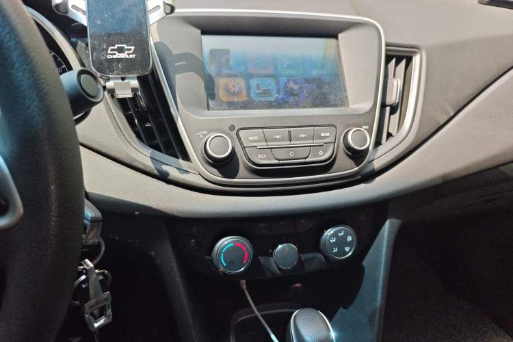 Used Chevrolet Cavalier 2016 1.5L Automatic Xinyue Edition Audio And AC Panel