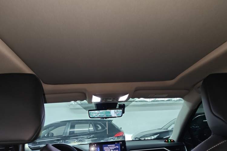 Used Toyota Wildlander 2023 Dual-Motor 2.5L E-CVT Four-Wheel Drive Prestige Edition
