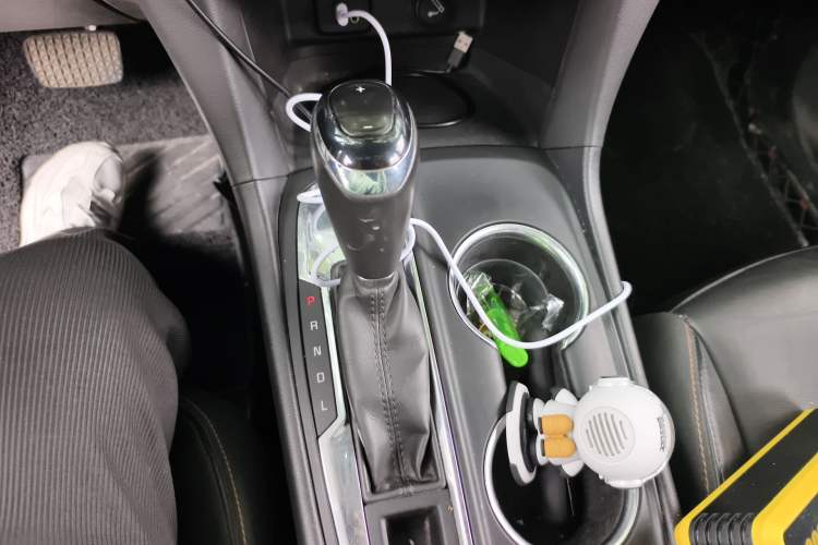 Used Chevrolet Equinox 2019 535T Automatic Chijie Edition China V Standard Gear Lever