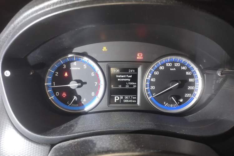 Used Suzuki S-Cross 2014 1.6L CVT Two-Wheel Drive Elite Version Instrument Cluster