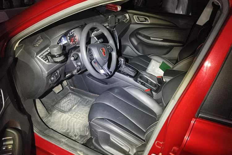 Used Roewe i5 2019 1.5L Automatic 4G Connected Langhao Edition
