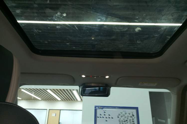 Used iCAR 03 2024 501km Four-wheel Drive Long-range Intelligent Driving Edition Headliner