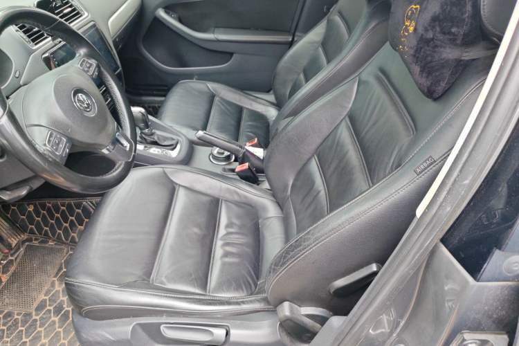 Used Volkswagen Sagitar 2012 1.4TSI Automatic Luxury Edition