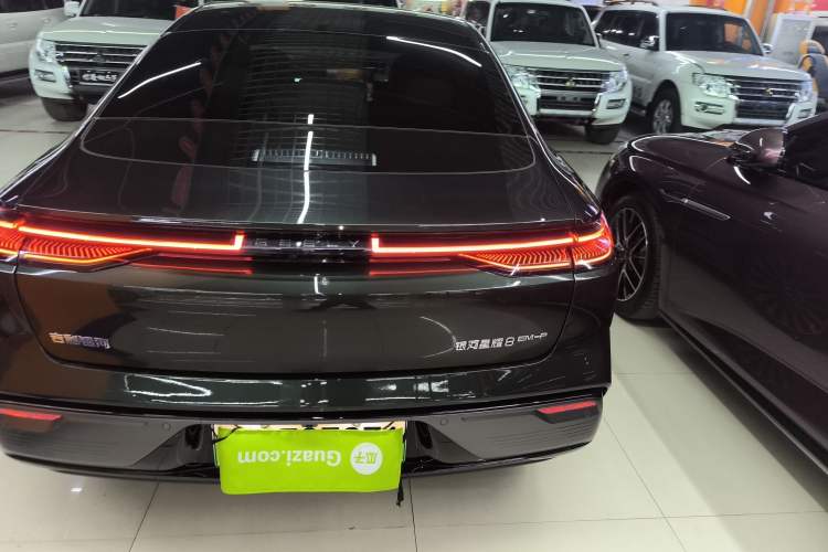 Used Geely Galaxy 8 2025 130km EM-P Starship Edition Exterior 3