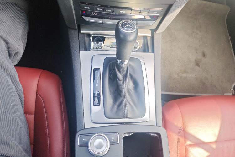 Used Mercedes-Benz E-Class 2010 E 260 CGI Coupe