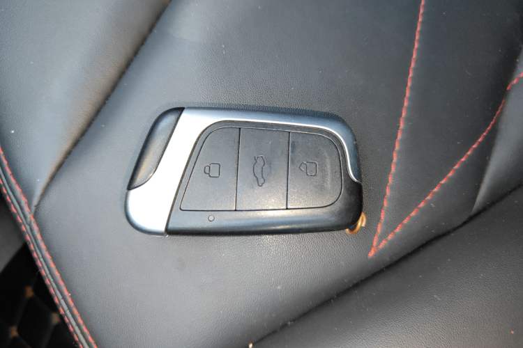 Used Chery New Energy Little Ant 2022 Sweet Pink Edition Half-Sugar Version 3-Cell Lithium 30kW 301km