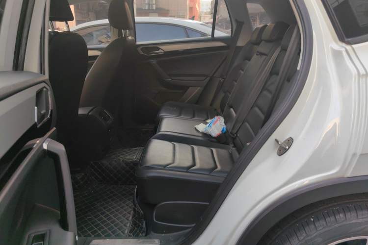 Used Volkswagen Tayron 2019 330TSI Two-Wheel-Drive Luxury Plus China VI Standard