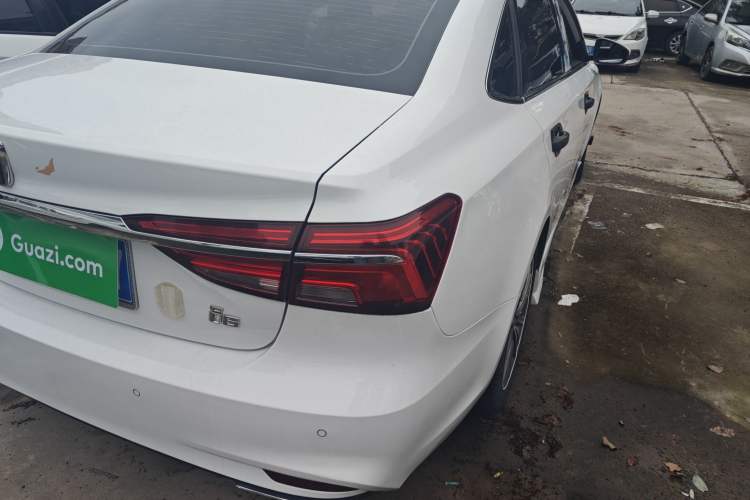 Used Roewe i6 2020 PLUS 1.6L CVT 4G Connected Glory Flagship Edition Right Rear Taillight