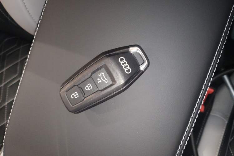 Used Audi A5L 2026 2.0T Sport Plus
