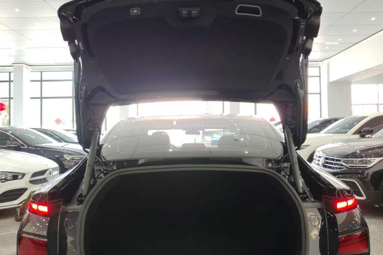 Used XPeng P7 2023 P7i 702 Pro