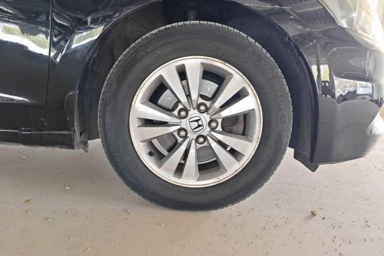 Used Honda Accord 2011 2.4L LX Right Front Wheel Hub