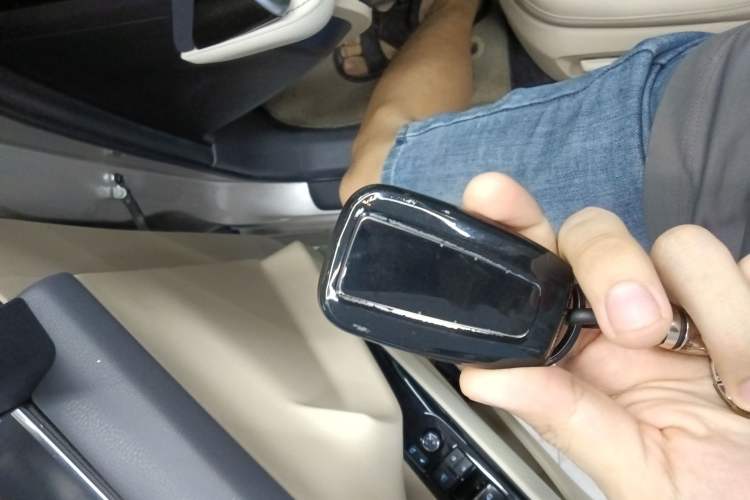 Used Toyota Camry 2019 Revised Version 2.0G Luxury Edition
