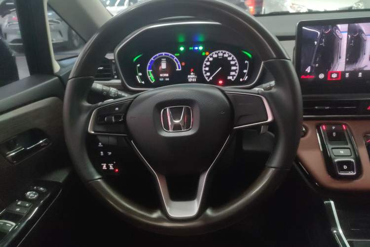 Used Honda Odyssey 2024 2.0L eHEV Sharp & Enjoy Edition