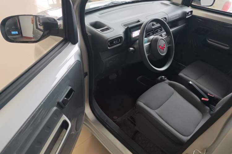 Used Wuling Zhiguang New Energy 2025 Comfort Model