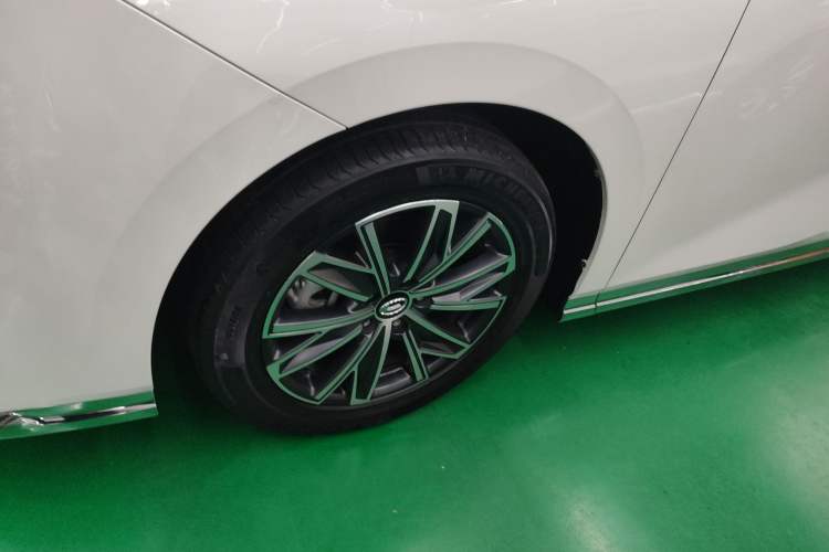 Used GAC Trumpchi M8 2024 Master Series 400T Ultimate Edition Left Front Wheel Hub