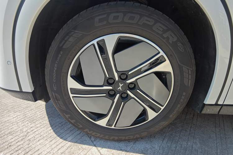 Used XPeng G6 2024 580 Long-Range Plus Left Front Wheel Hub