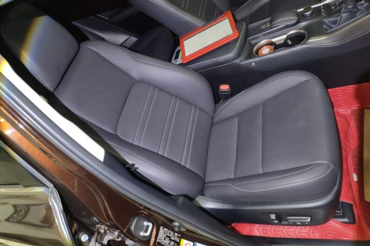 Used Lexus NX 2015 200T All-Wheel-Drive Fēngshàng Edition
