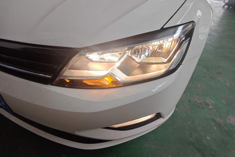 Used Volkswagen Lamando 2017 230TSI DSG Fashion Edition
